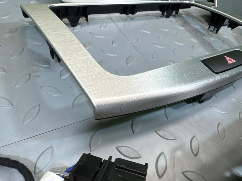 Накладка декоративная, 50000 рублей, Санкт-Петербург