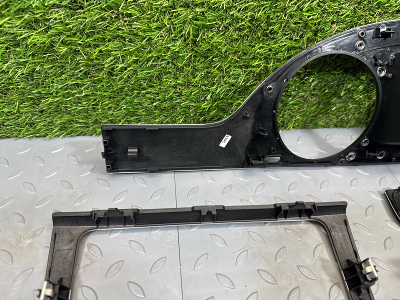 Накладка декоративная, 50000 рублей, Санкт-Петербург