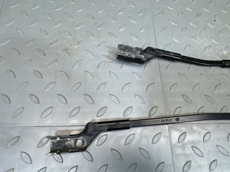 Поводок стеклоочистителя, 1500 рублей, Санкт-Петербург