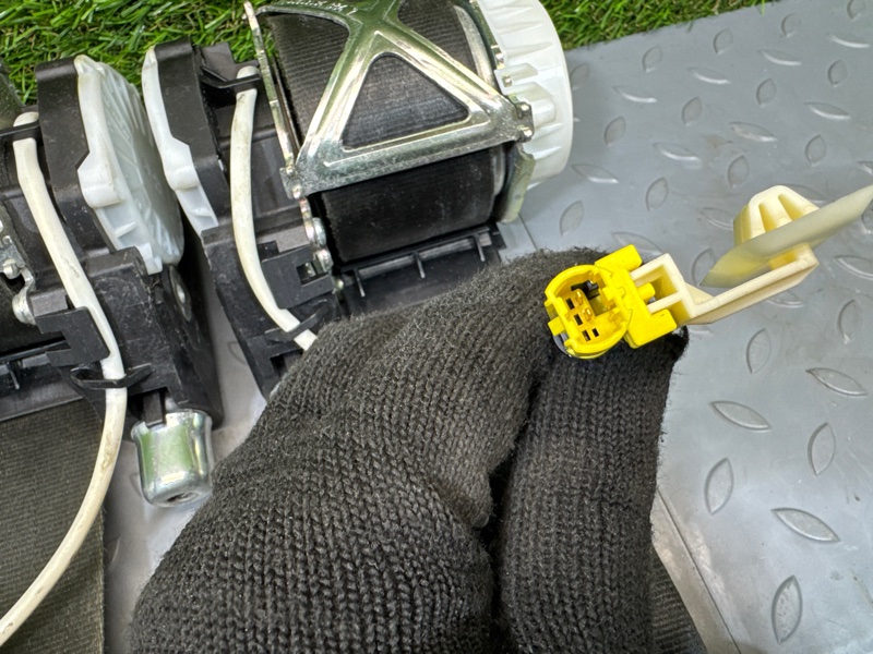 Ремень безопасности с пиропатроном, 10100 рублей, Санкт-Петербург