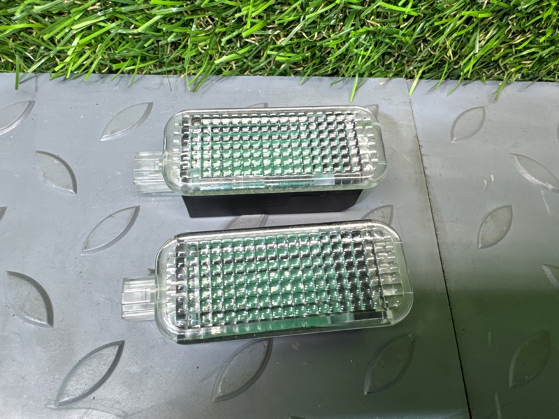 Плафон салонный, 1500 рублей, Санкт-Петербург