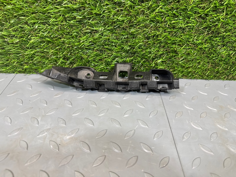 Направляющая бампера, 1100 рублей, Санкт-Петербург