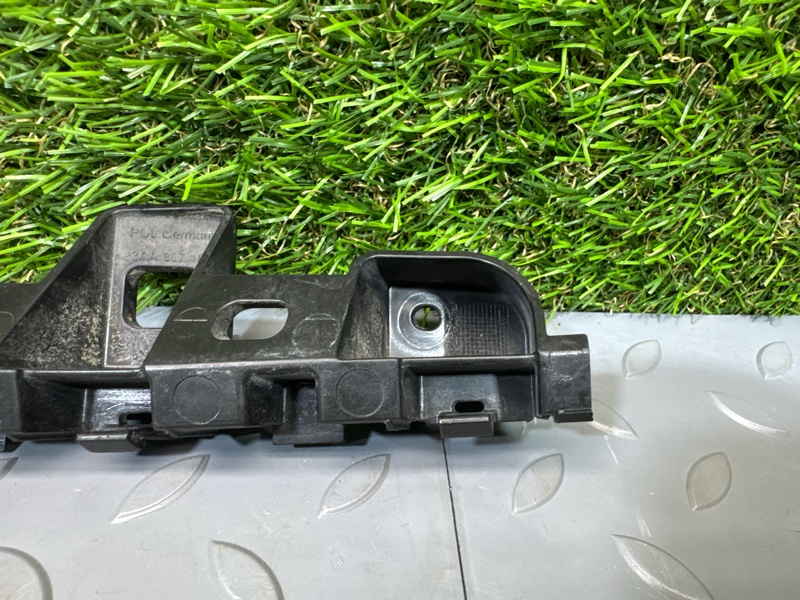 Направляющая бампера, 1100 рублей, Санкт-Петербург