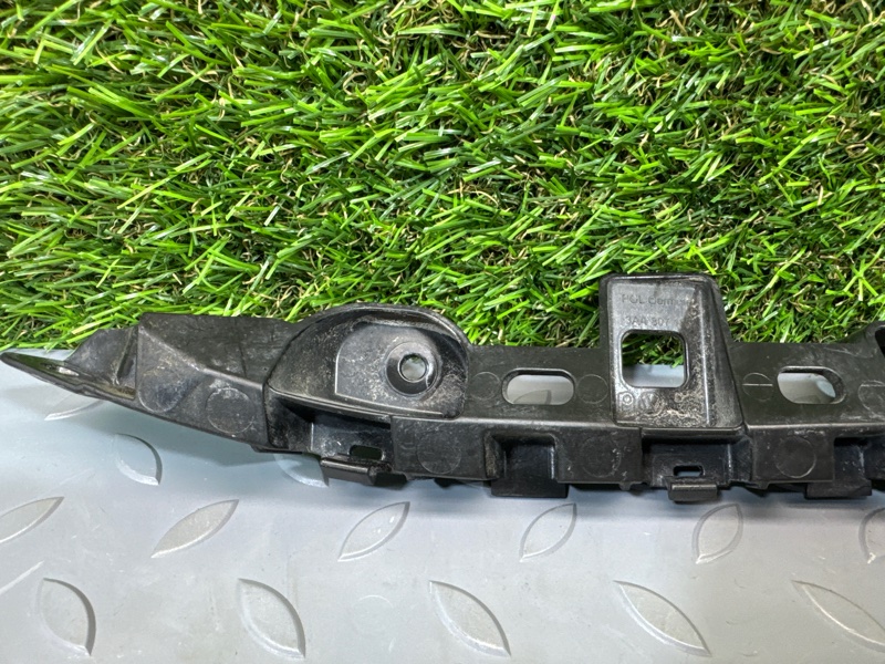 Направляющая бампера, 1100 рублей, Санкт-Петербург