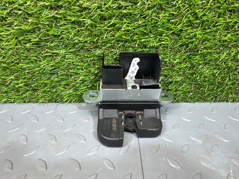 Замок багажника, 2200 рублей, Санкт-Петербург