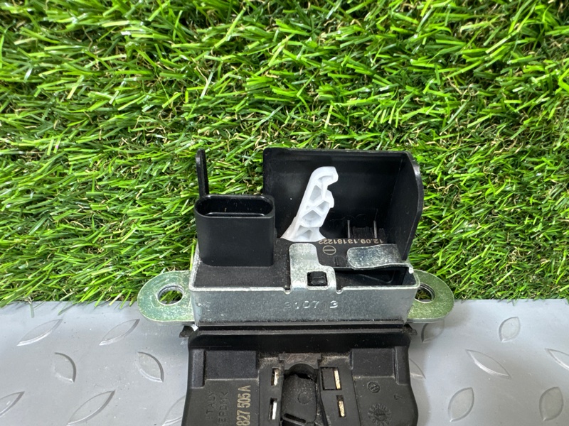 Замок багажника, 2200 рублей, Санкт-Петербург