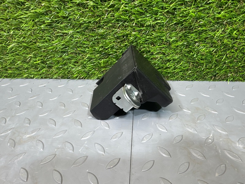 Замок багажника, 2200 рублей, Санкт-Петербург