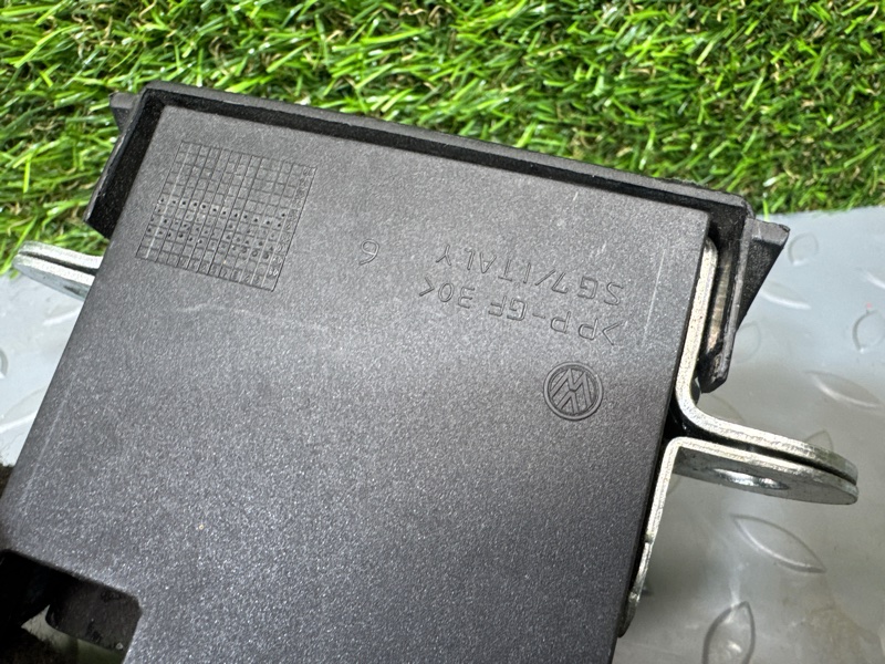 Замок багажника, 2200 рублей, Санкт-Петербург