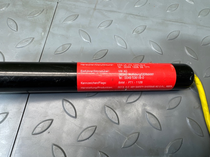 Ремень безопасности с пиропатроном, 5000 рублей, Санкт-Петербург