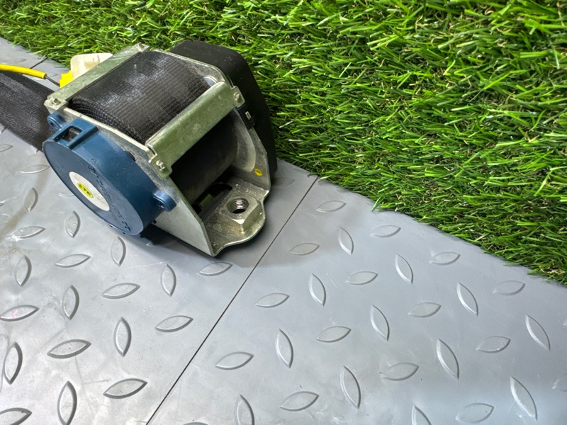 Ремень безопасности с пиропатроном, 5000 рублей, Санкт-Петербург