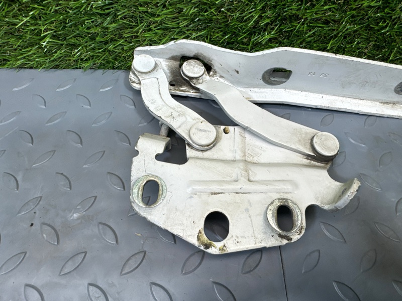 Петля капота, 1000 рублей, Санкт-Петербург