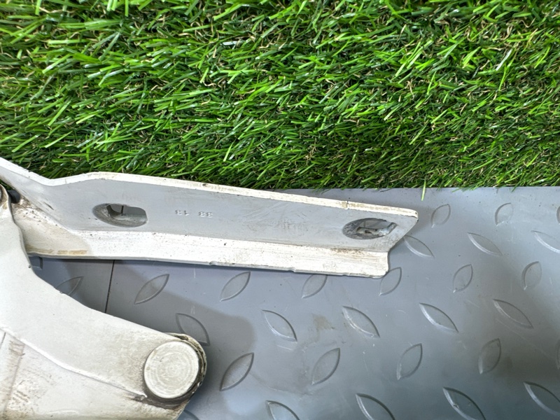 Петля капота, 1000 рублей, Санкт-Петербург