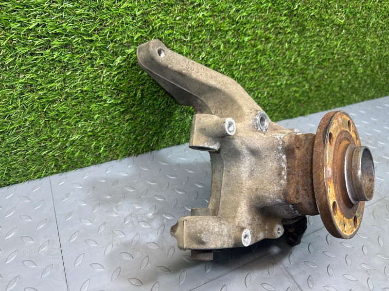 Кулак поворотный, 1500 рублей, Санкт-Петербург