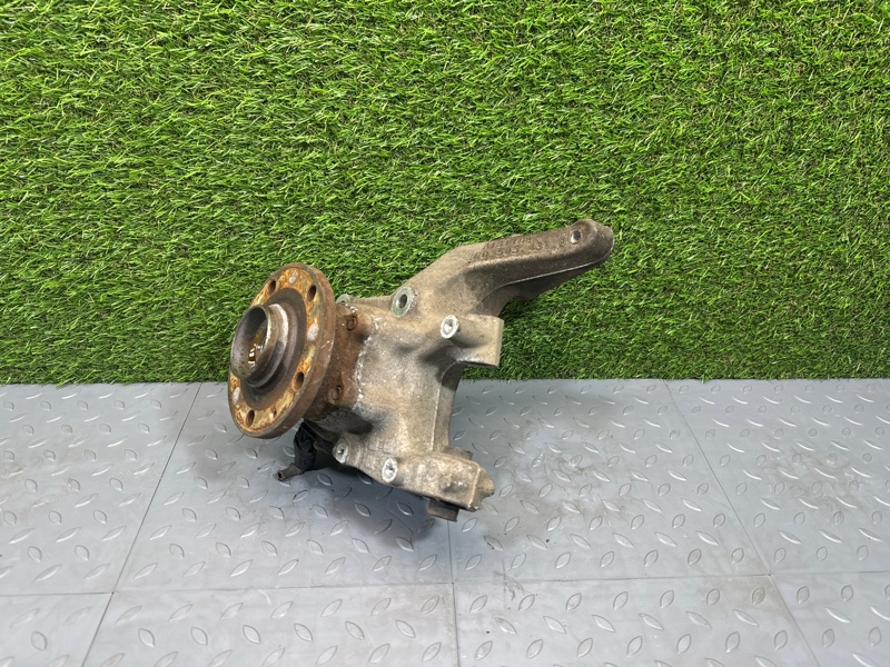 Кулак поворотный, 1500 рублей, Санкт-Петербург