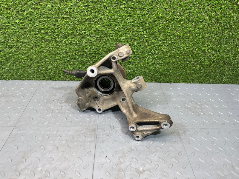 Кулак поворотный, 1500 рублей, Санкт-Петербург