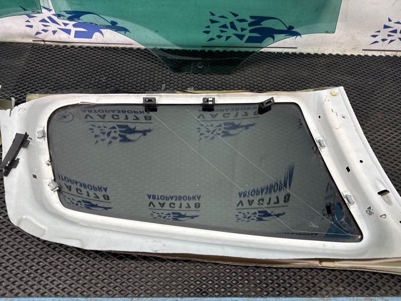 Стекло двери, 10000 рублей, Санкт-Петербург