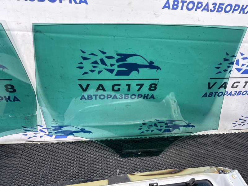 Стекло двери, 10000 рублей, Санкт-Петербург