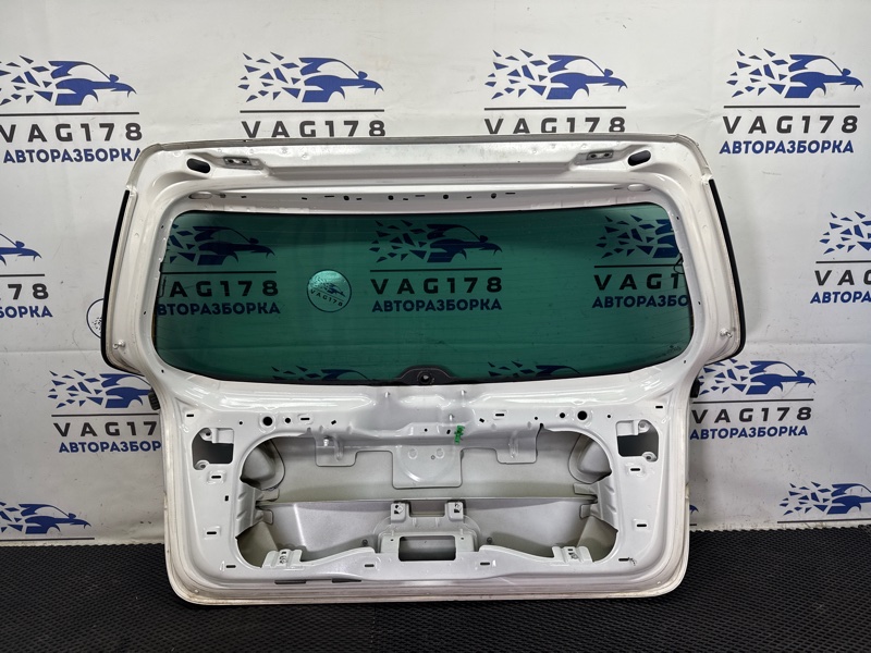 Дверь багажника, 15000 рублей, Санкт-Петербург