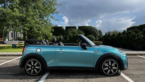 Кабриолет MINI Cooper S 2023 года, 5579000 рублей, Красноярск