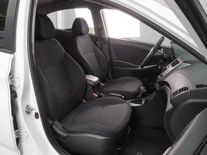 Седан Hyundai Solaris 2015 года, 1050000 рублей, Воронеж