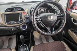 Универсал Honda Fit Shuttle 2012 года, 949000 рублей, Барнаул