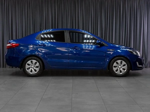 Седан Kia Rio 2013 года, 829000 рублей, Тюмень