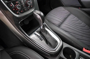 Седан Opel Astra 2014 года, 999000 рублей, Красноярск