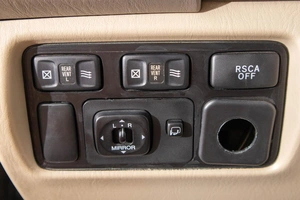 Внедорожник Lexus LX 2004 года, 1999000 рублей, Барнаул