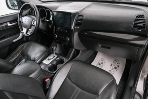 Внедорожник Kia Sorento 2010 года, 1089000 рублей, Красноярск