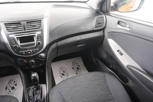 Седан Hyundai Solaris 2014 года, 1149000 рублей, Красноярск