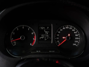 Седан Volkswagen Polo 2016 года, 1015000 рублей, Тюмень