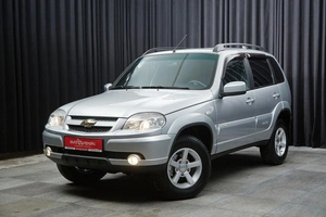 Внедорожник Chevrolet Niva 2014 года, 597000 рублей, Красноярск