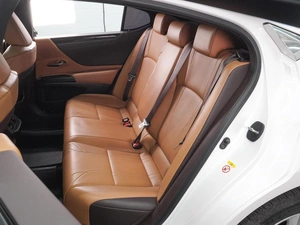 Седан Lexus ES 2018 года, 3449000 рублей, Воронеж