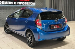 Хетчбэк Toyota Aqua 2018 года, 1250000 рублей, Красноярск