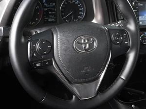 Внедорожник Toyota RAV4 2019 года, 2270000 рублей, Красный Пахарь