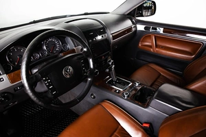 Внедорожник Volkswagen Touareg 2008 года, 1299000 рублей, Пермь