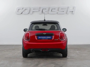 Хетчбэк MINI Cooper 2018 года, 2077077 рублей, Москва