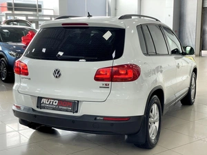 Внедорожник Volkswagen Tiguan 2014 года, 1147000 рублей, Солонцы