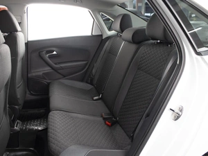 Седан Volkswagen Polo 2017 года, 950000 рублей, Омск