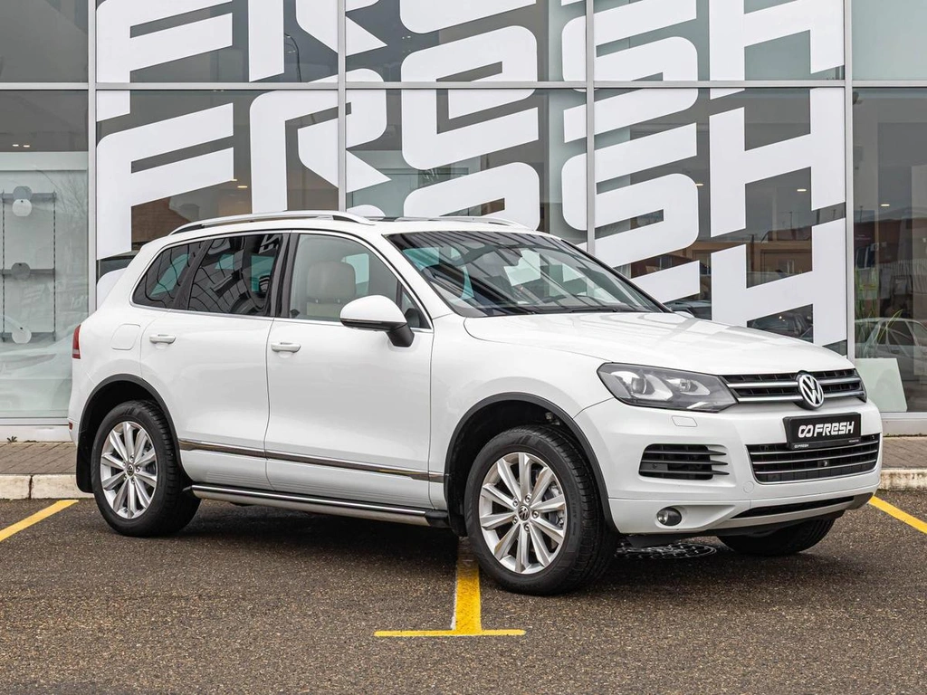 Внедорожник Volkswagen Touareg 2014 года, 2250000 рублей, Краснодар