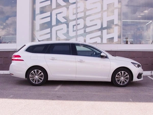 Универсал Peugeot 308 2020 года, 1600000 рублей, Владимир