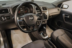 Седан Volkswagen Polo 2018 года, 1429000 рублей, Челябинск