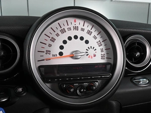 Хетчбэк MINI Cooper 2011 года, 990000 рублей, Аксай