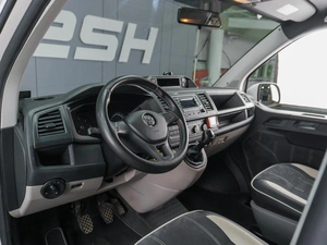 Минивэн Volkswagen Transporter 2017 года, 5670000 рублей, Сургут