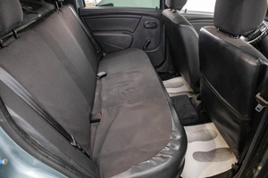 Седан Renault Logan 2011 года, 589000 рублей, Барнаул