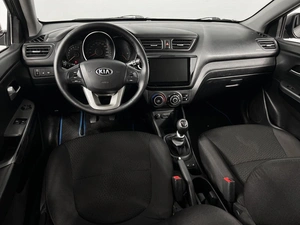 Седан Kia Rio 2014 года, 749000 рублей, Казань