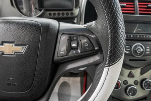 Седан Chevrolet Aveo 2013 года, 539000 рублей, Барнаул