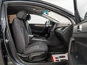 Седан Hyundai Sonata 2018 года, 1425000 рублей, Красноярск