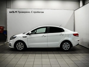 Седан Kia Rio 2017 года, 1090000 рублей, Красноярск