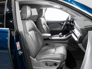 Внедорожник Audi Q8 2019 года, 6999000 рублей, Тюмень